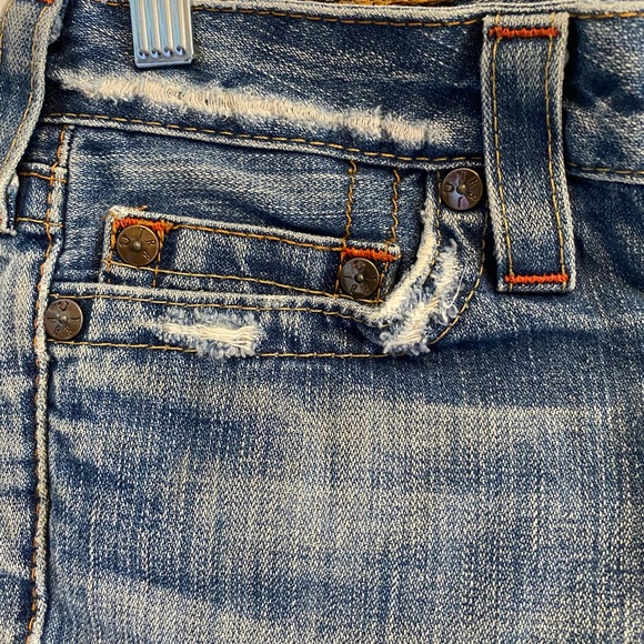 True Religion Daisy Duke jean shorts- size 25 - Picture 4 of 4